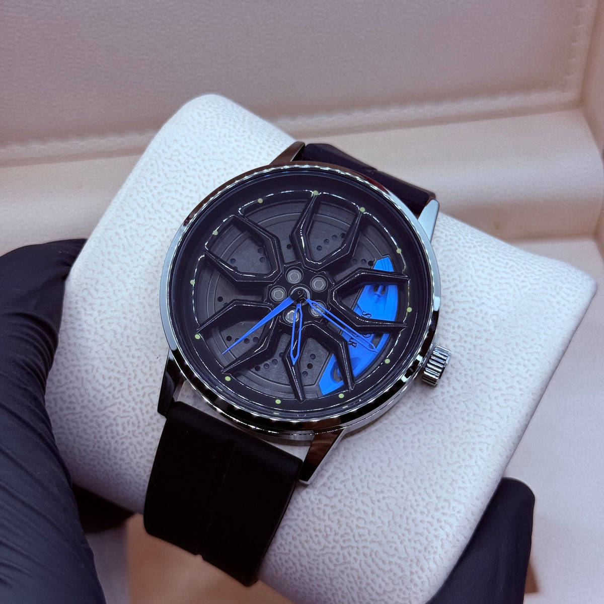 Rotating Wheel Watch With Rubber Silicone Strap