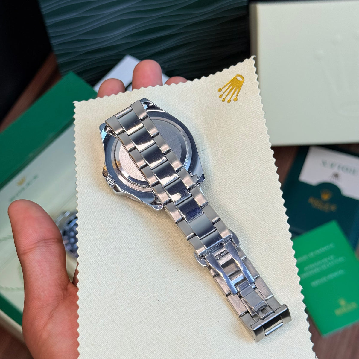 Rotating Bezel Watch With Black Dial & Butterfly Lock Chain