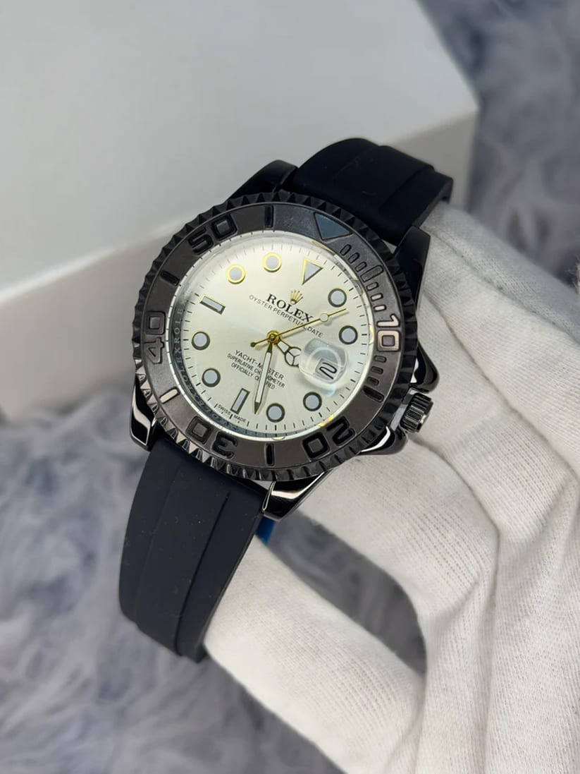 Rotating Bezel Watch With Rubber Strap & Master Lock